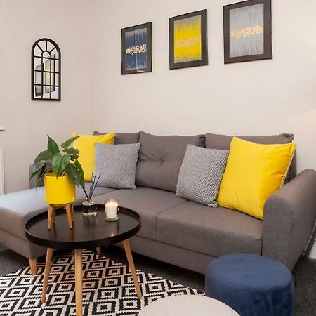 יורק Stylish And Most Central 2 Bed -Free Parking מראה חיצוני תמונה
